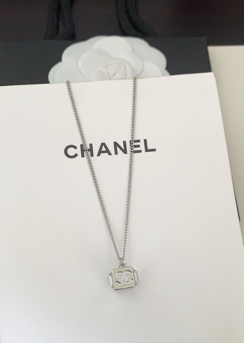 Ch**el necklaces